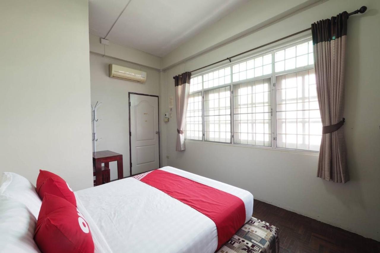 Born Guest House Chiang Mai Eksteriør billede
