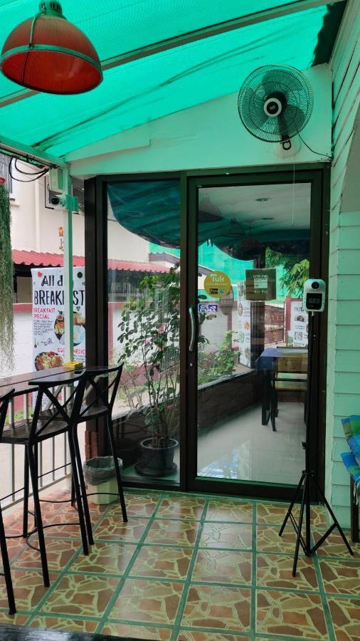 Born Guest House Chiang Mai Eksteriør billede