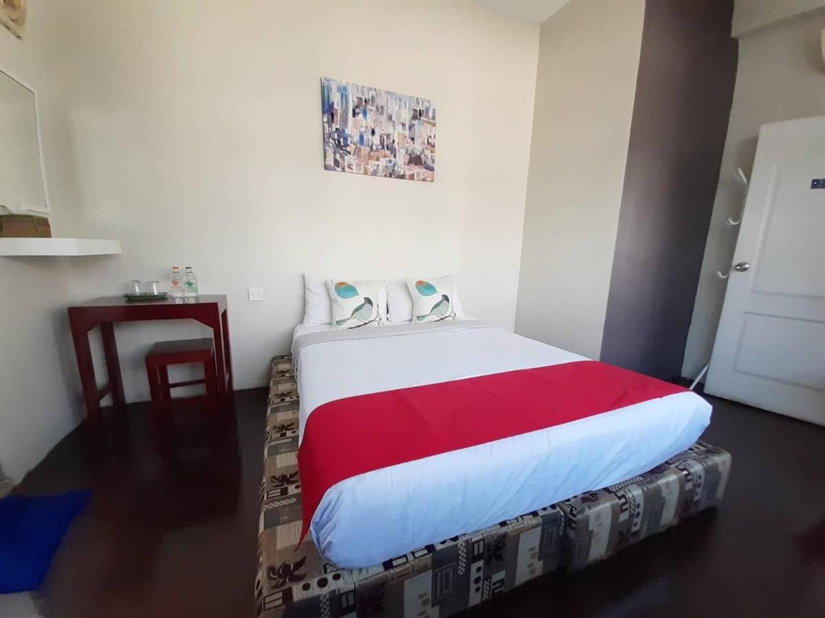 Born Guest House Chiang Mai Eksteriør billede