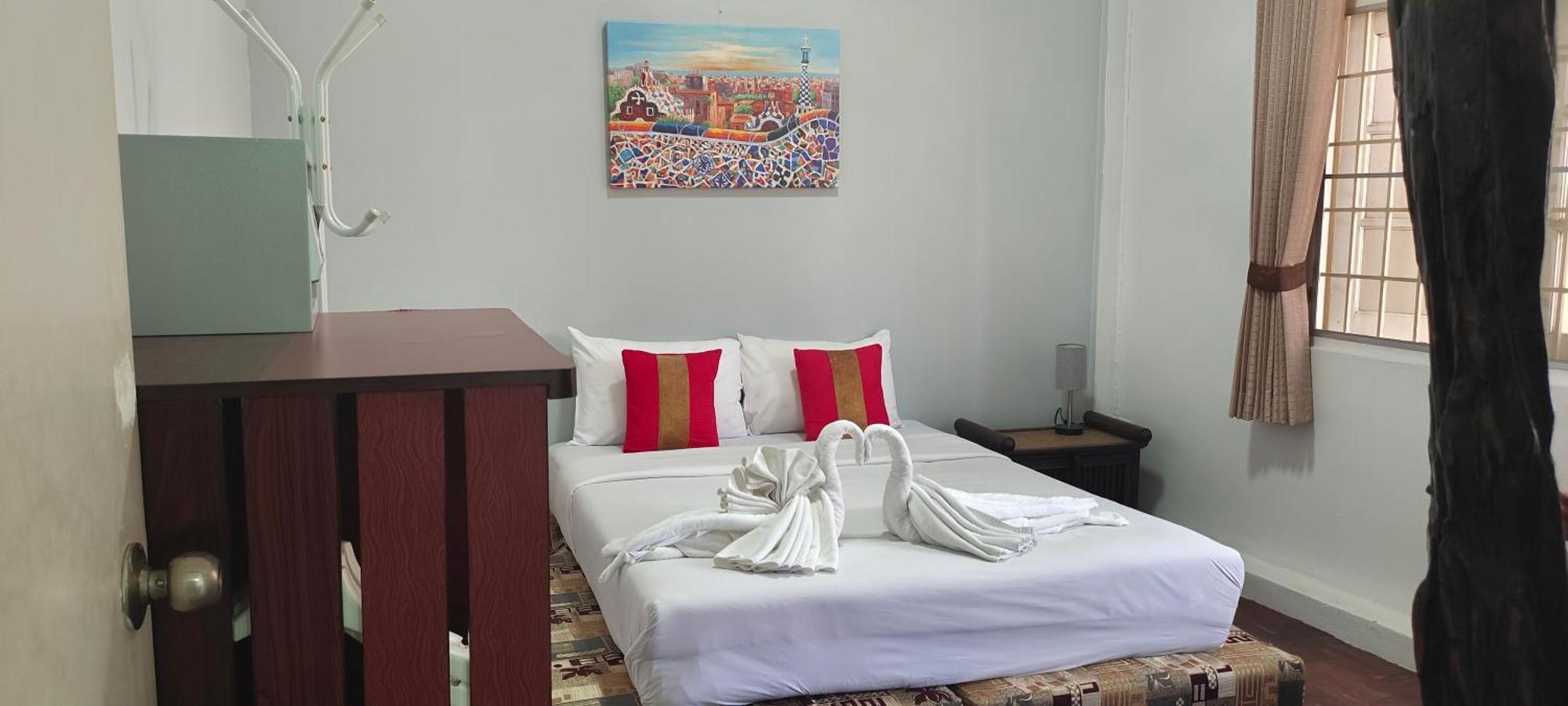 Born Guest House Chiang Mai Eksteriør billede