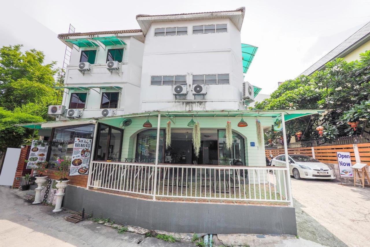Born Guest House Chiang Mai Eksteriør billede